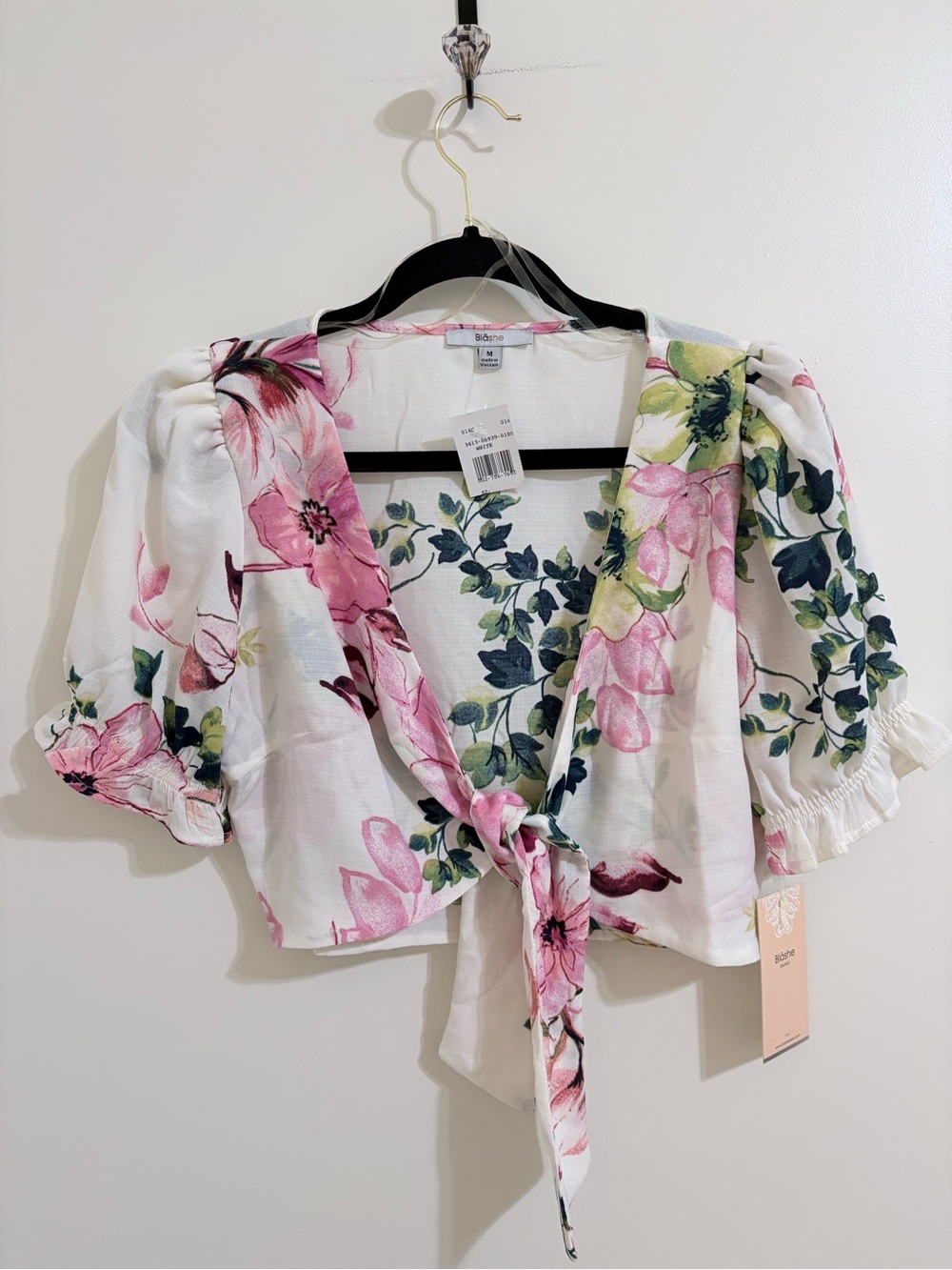 Blashe White Floral Tie-Front Puff Sleeve Crop Top and Short Set